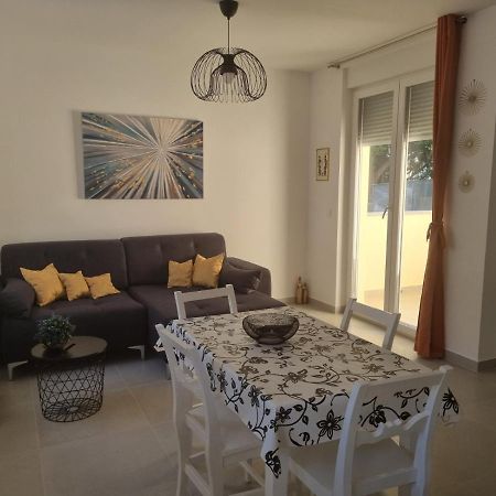 Apartman Duje เซนญ์ ภายนอก รูปภาพ