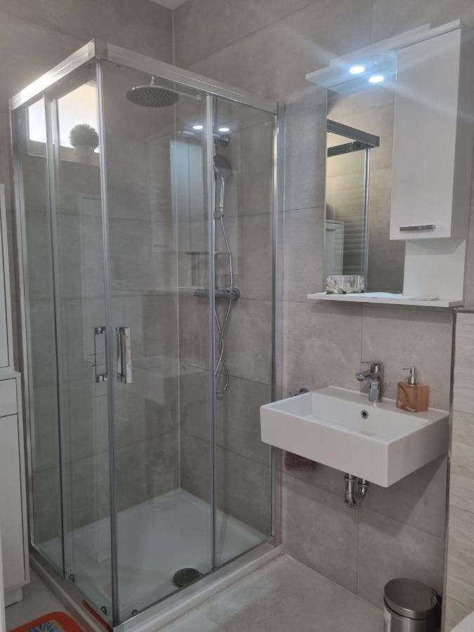 Apartman Duje เซนญ์ ภายนอก รูปภาพ